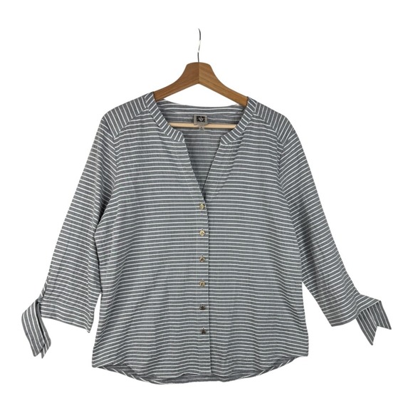 Anne Klein Striped V-neck Button Down Blouse size Medium Gray/White - Picture 1 of 8